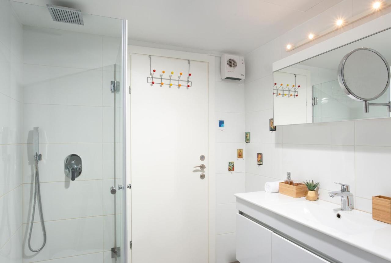 Apartment Beautiful 2bdr At Zalman By Holyguest